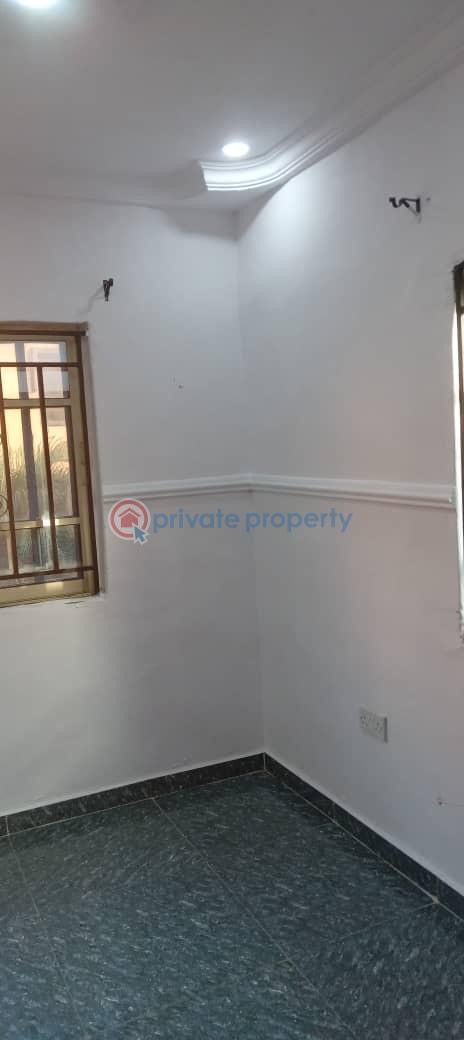 2 bedroom Flat & Apartment For Rent Ebun Otti Estate Mende Maryland Lagos - 14