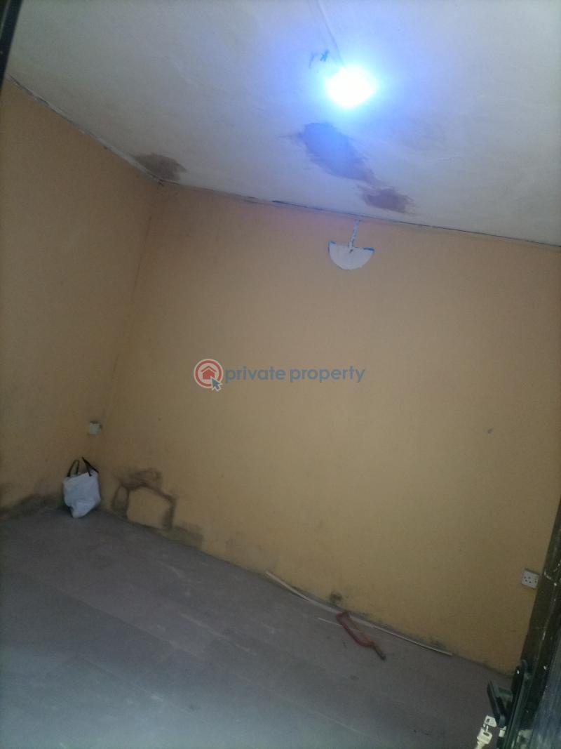 2 bedroom Flat & Apartment For Rent Ojota Lagos - 0