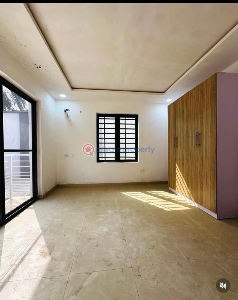 3 bedroom Block Of Flats For Sale Onigbongbo Maryland Ikeja Mende Maryland Lagos - 1