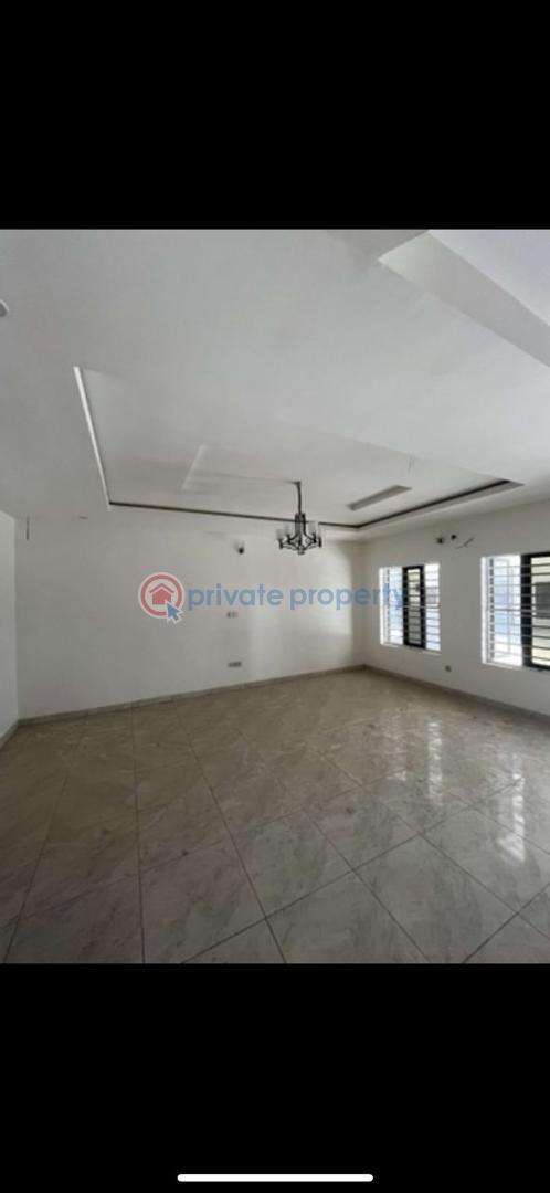 1 bedroom Mini Flat For Rent Dpkay Estate Along Lekki Expressway Lagos - 1