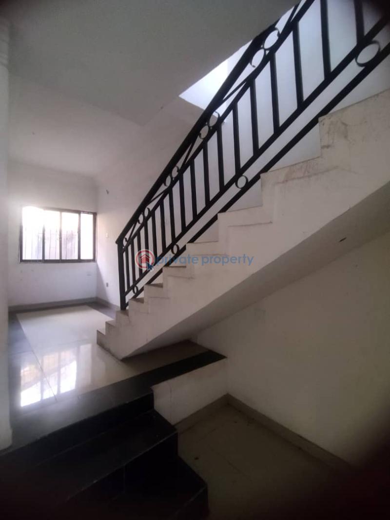 2 bedroom House For Sale Shangisha Kosofe/Ikosi Lagos - 4