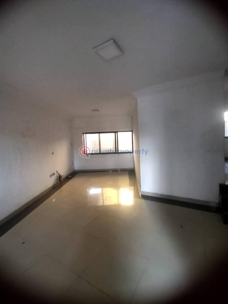 2 bedroom House For Sale Shangisha Kosofe/Ikosi Lagos - 5