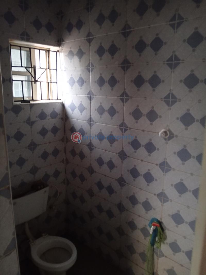2 bedroom Flat & Apartment For Rent Iyana Oworo Oworonshoki Gbagada Lagos - 6