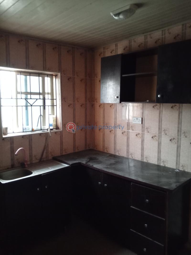 2 bedroom Flat & Apartment For Rent Iyana Oworo Oworonshoki Gbagada Lagos - 5