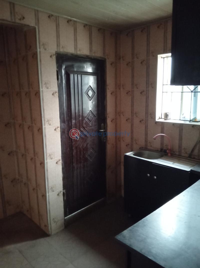 2 bedroom Flat & Apartment For Rent Iyana Oworo Oworonshoki Gbagada Lagos - 9