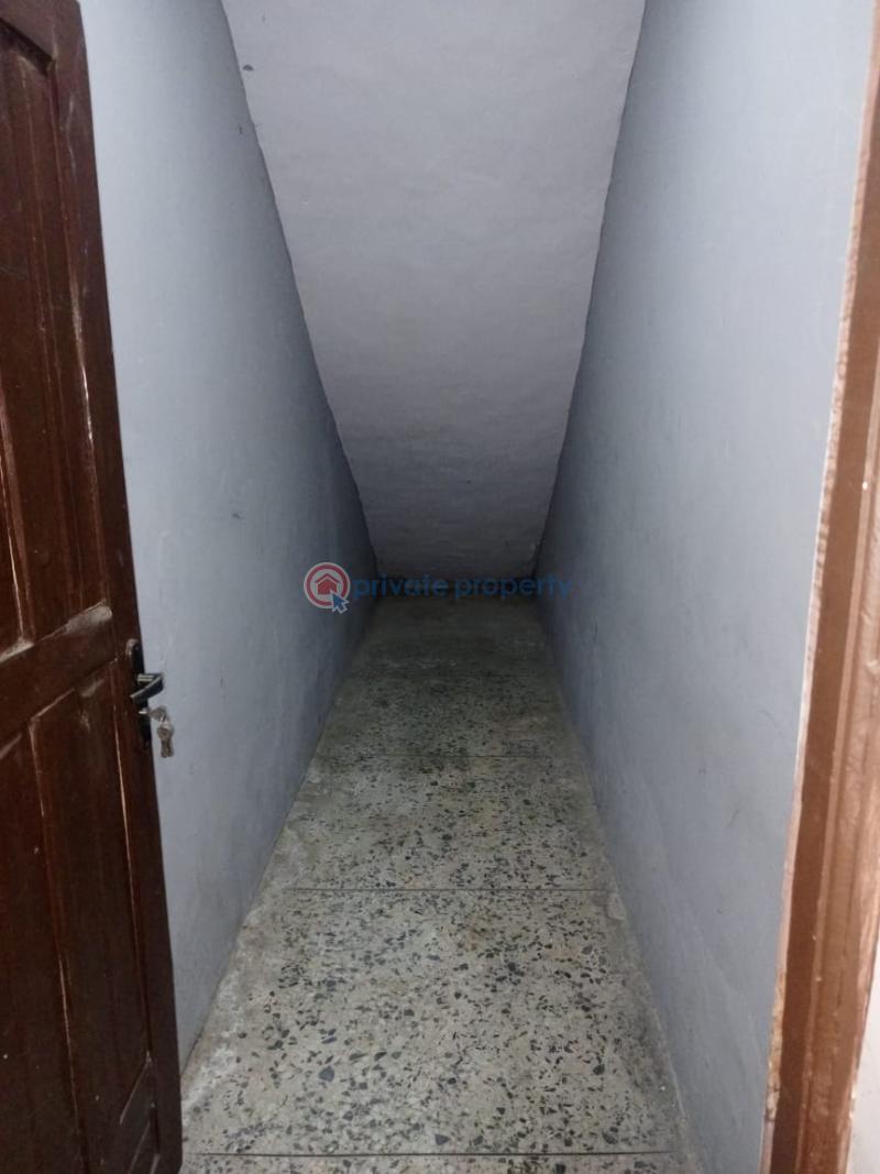 3 bedroom Flat & Apartment For Rent Harmony Estate, Ifako Gbagada Lagos - 4