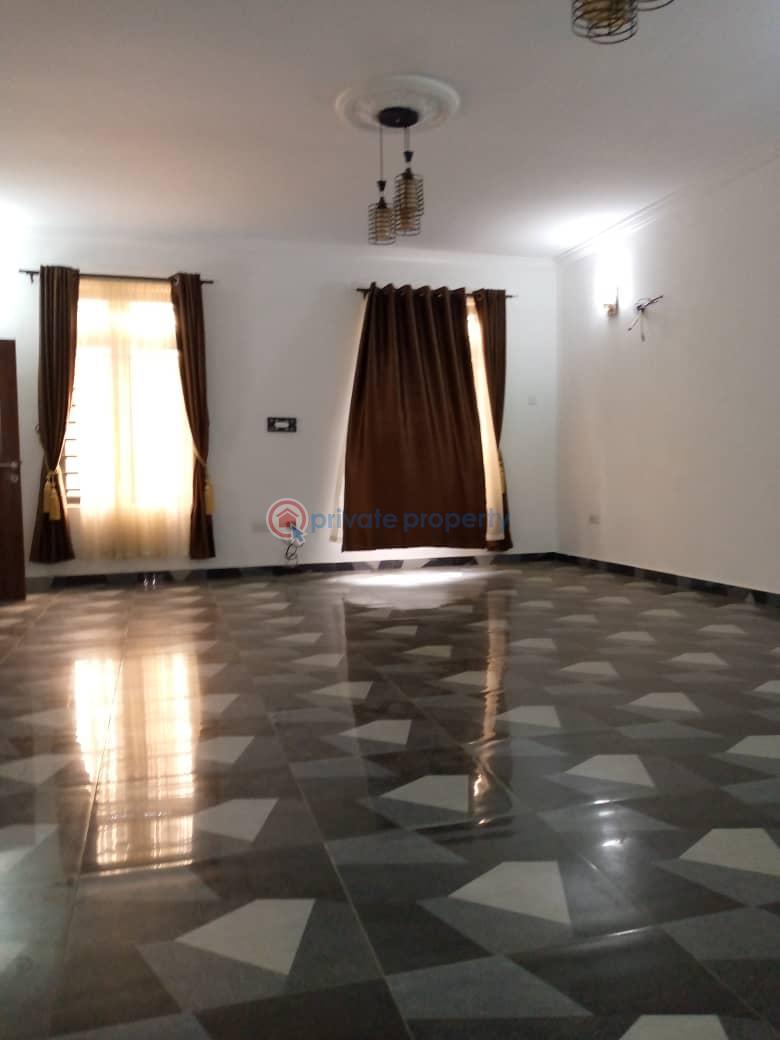 3 bedroom House For Rent Sabo Yaba Lagos - 8