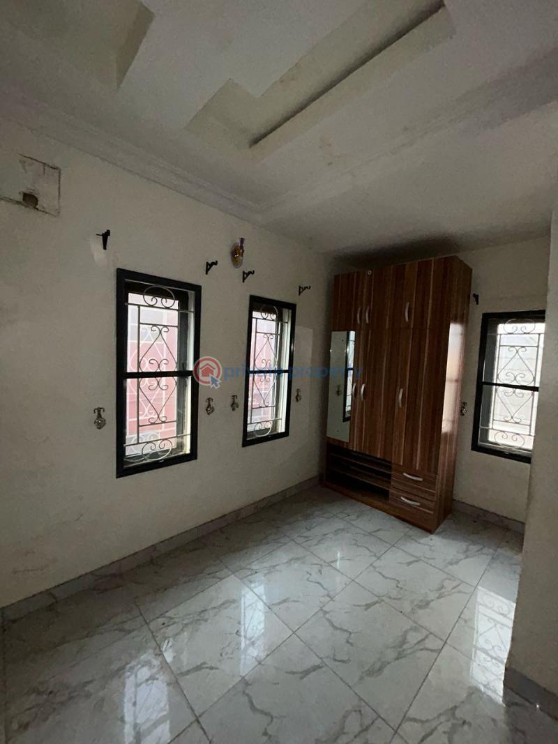 5 bedroom Detached Duplex For Sale Off Salawu Avenue Ikosi-ketu Kosofe/Ikosi Lagos - 17