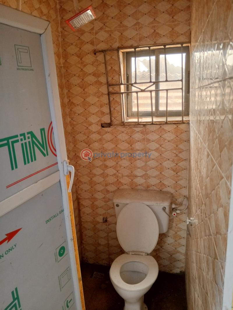 1 bedroom Flat & Apartment For Rent Iyana Oworo By Car Wash Bus Stop Oworonshoki Gbagada Lagos - 7