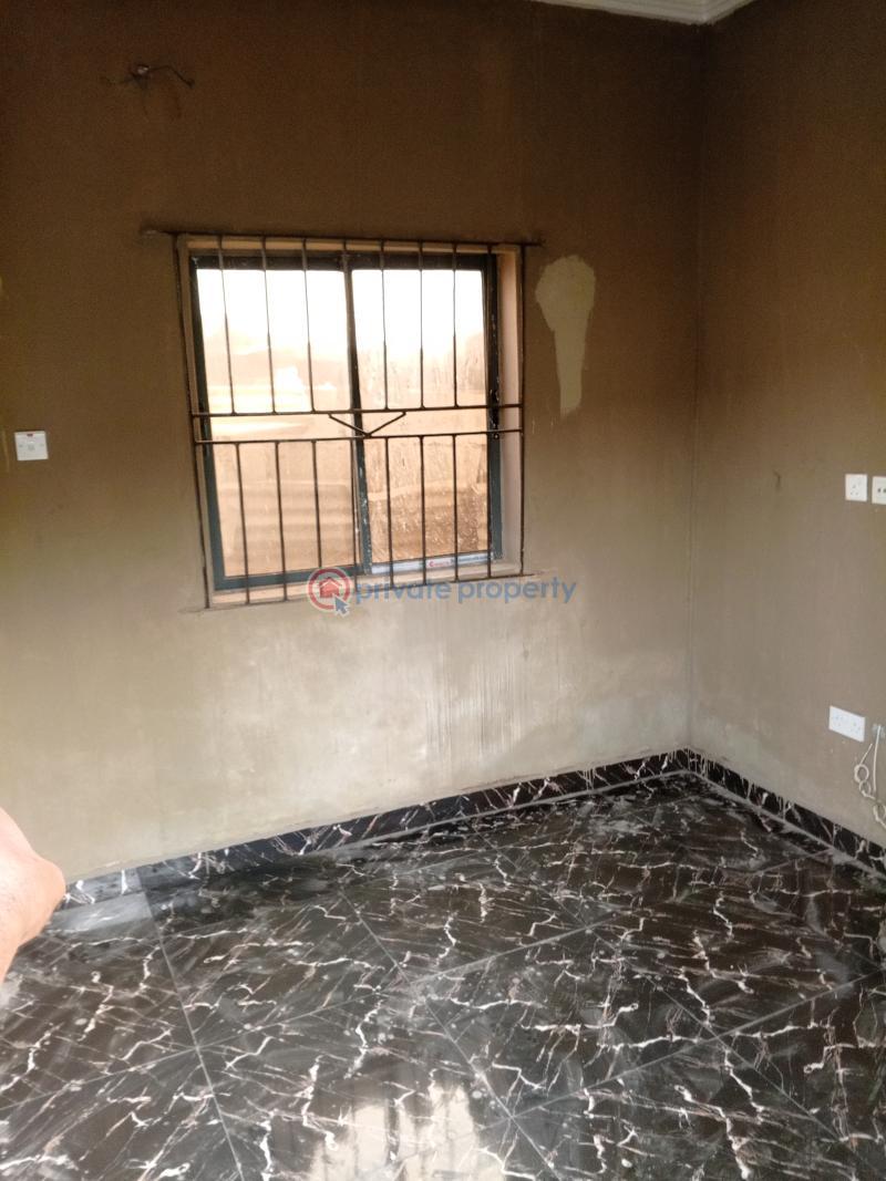 1 bedroom Flat & Apartment For Rent Iyana Oworo By Car Wash Bus Stop Oworonshoki Gbagada Lagos - 2