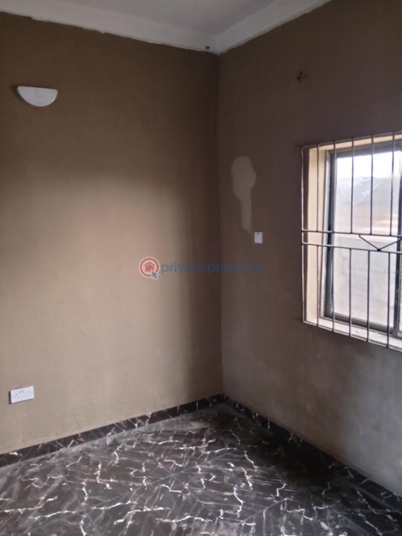 1 bedroom Flat & Apartment For Rent Iyana Oworo By Car Wash Bus Stop Oworonshoki Gbagada Lagos - 1