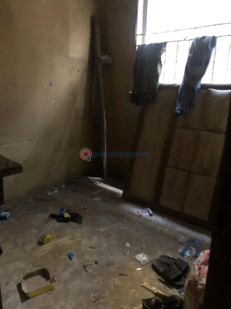 1 bedroom Flat & Apartment For Rent Oshodi Expressway Lagos - 3