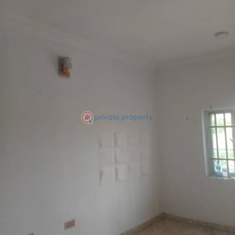 1 bedroom Self Contain For Rent Ayefele Music House, Felele Ibadan Oyo - 3