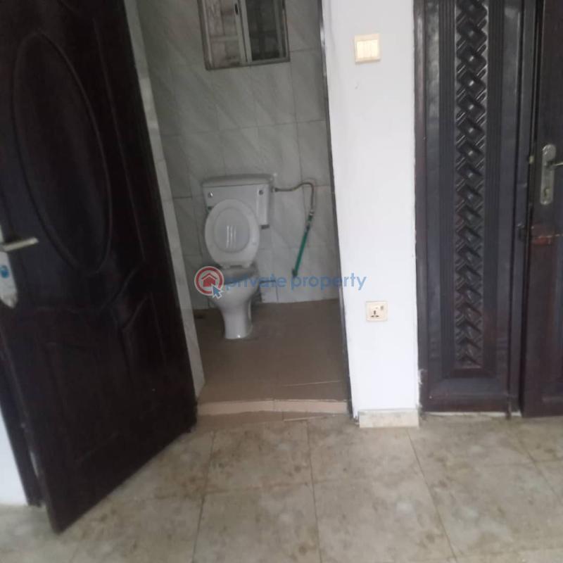 1 bedroom Self Contain For Rent Ayefele Music House, Felele Ibadan Oyo - 5