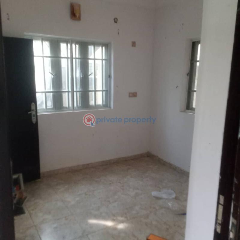 1 bedroom Self Contain For Rent Ayefele Music House, Felele Ibadan Oyo - 2