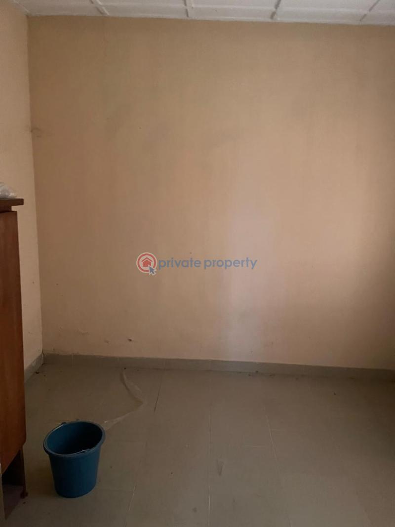 Flat & Apartment For Rent Dronvans Area Ring Rod Ibadan Pioneer Ibadan Oyo - 6