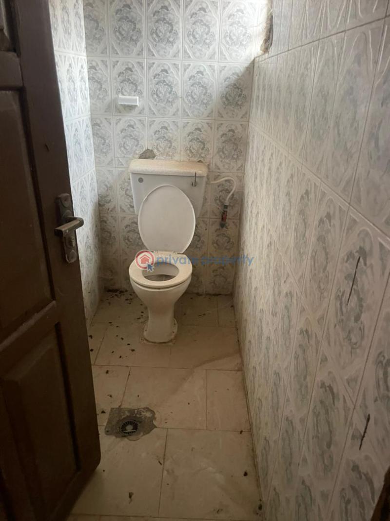 Flat & Apartment For Rent Dronvans Area Ring Rod Ibadan Pioneer Ibadan Oyo - 1