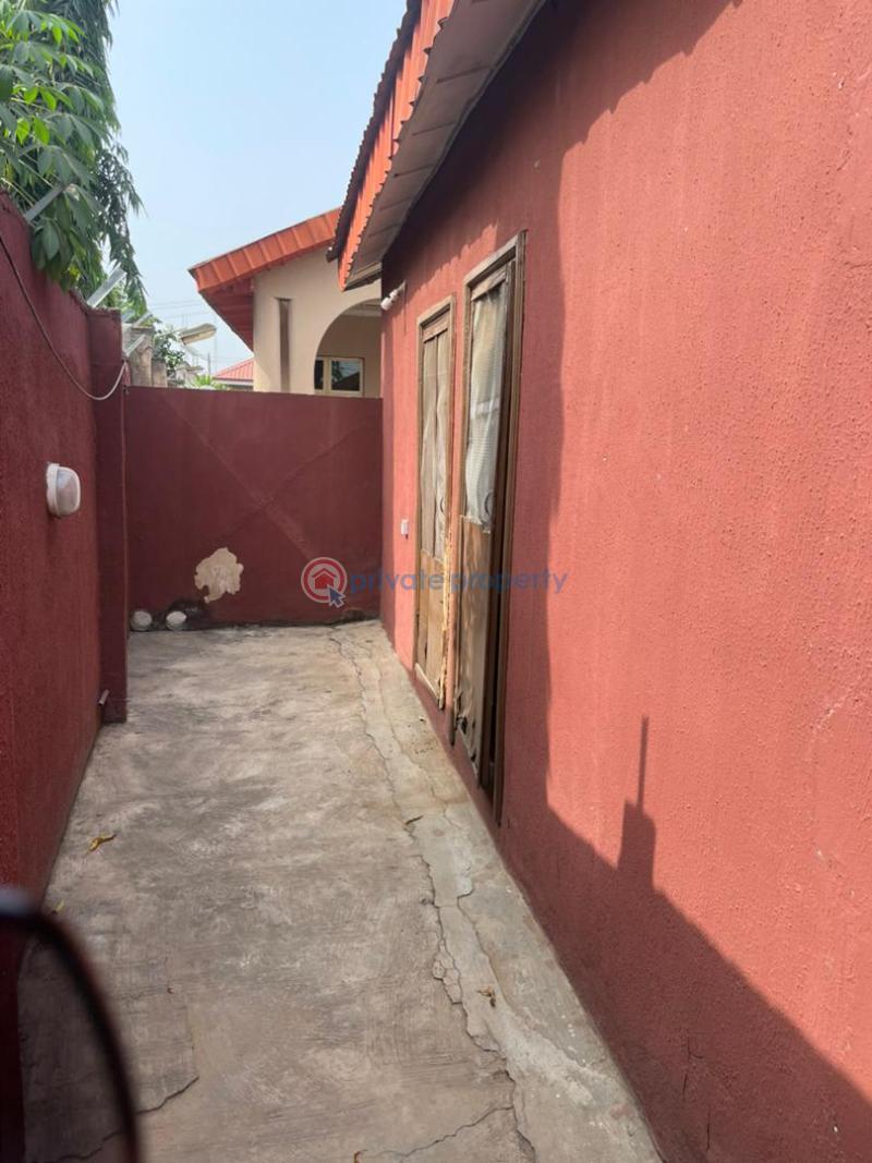 Flat & Apartment For Rent Dronvans Area Ring Rod Ibadan Pioneer Ibadan Oyo - 8