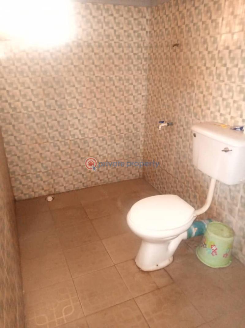 Flat & Apartment For Rent Kaosumu Atere Off Akala Express Oluyole Extension Ibadan Tolu Akin Ibadan Oyo - 4