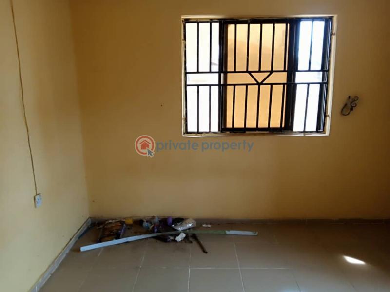 Flat & Apartment For Rent Kaosumu Atere Off Akala Express Oluyole Extension Ibadan Tolu Akin Ibadan Oyo - 3