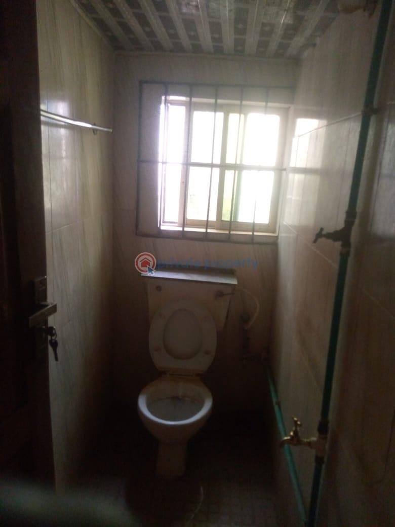 1 bedroom Flat & Apartment For Rent Olubadan Estate, Alakia Ibadan Oyo - 4