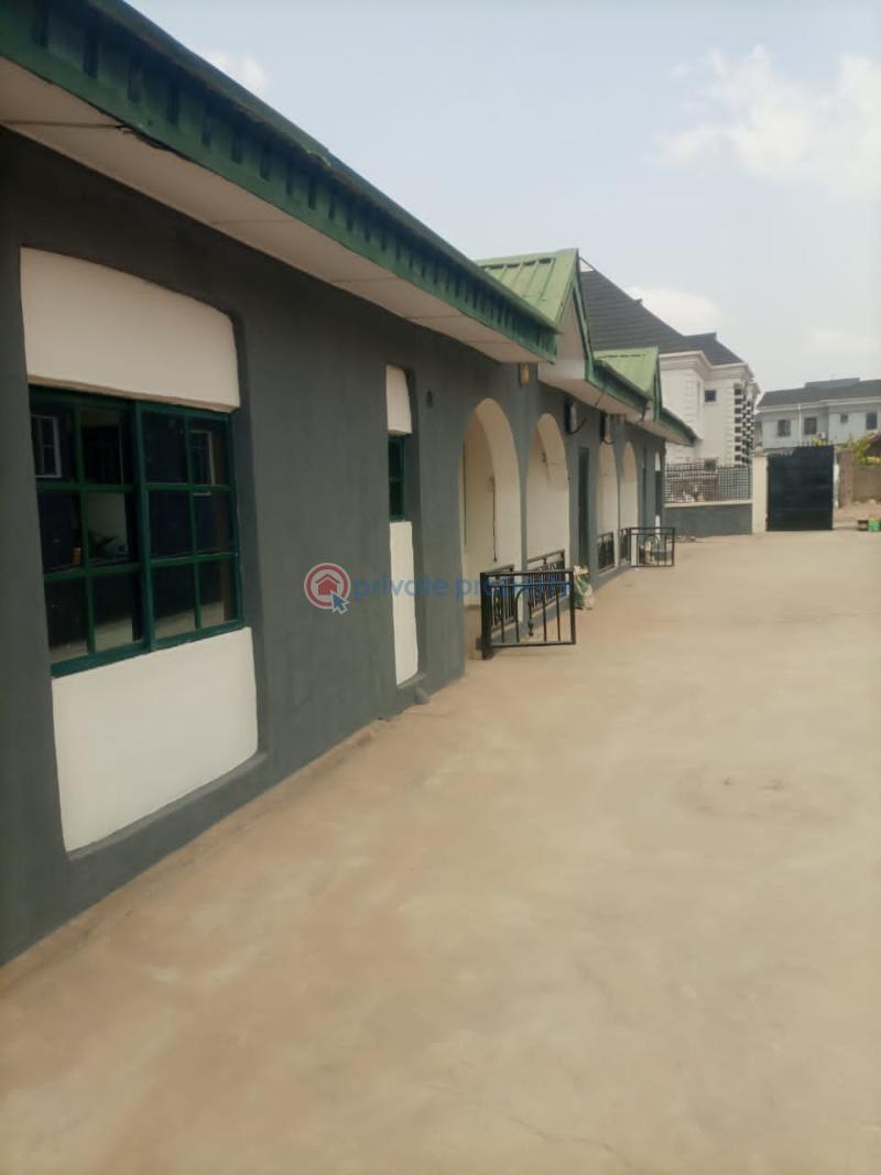 1 bedroom Flat & Apartment For Rent Akoto Estate, Elebu Akala Express Ibadan Oyo - 5