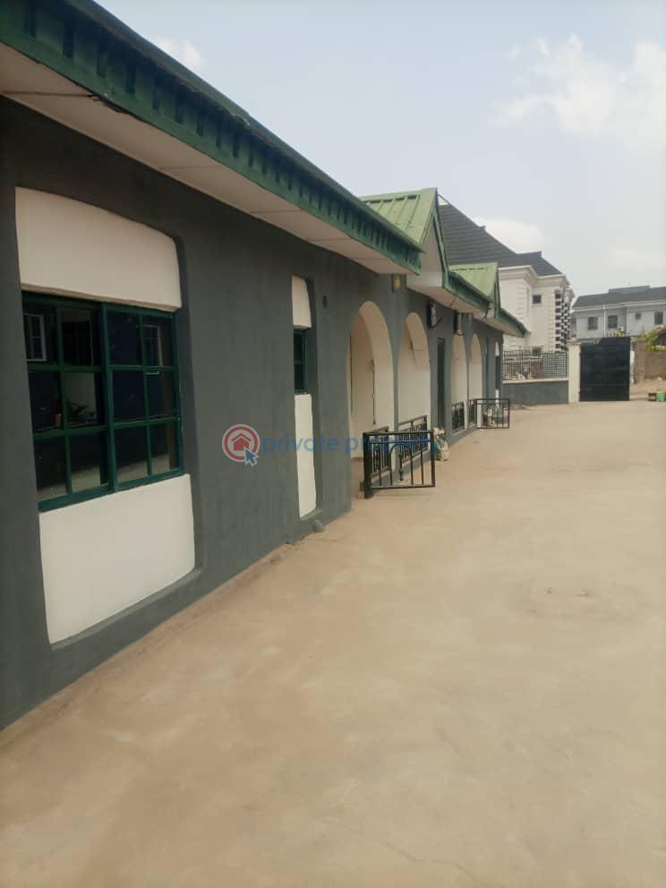 1 bedroom Flat & Apartment For Rent Akoto Estate, Elebu Akala Express Ibadan Oyo - 4