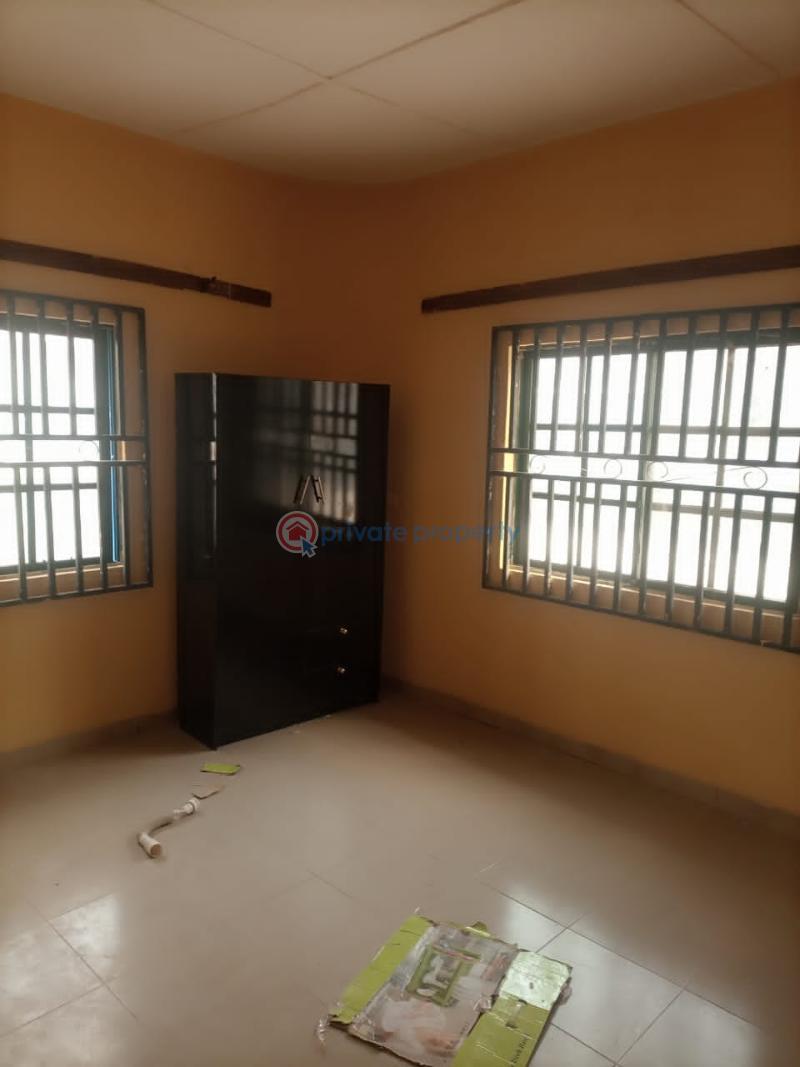 1 bedroom Flat & Apartment For Rent Akoto Estate, Elebu Akala Express Ibadan Oyo - 2
