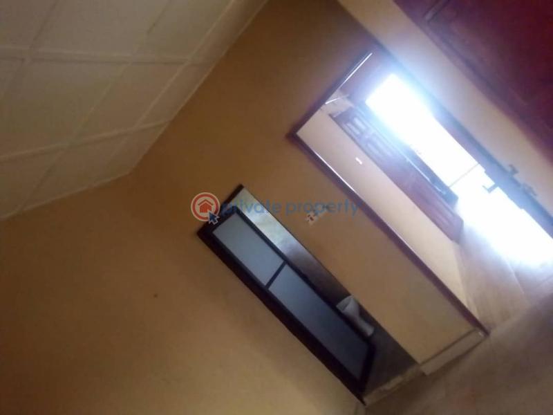 Self Contain For Rent At Iyaganku Gra Nikky Ibadan Oyo - 3