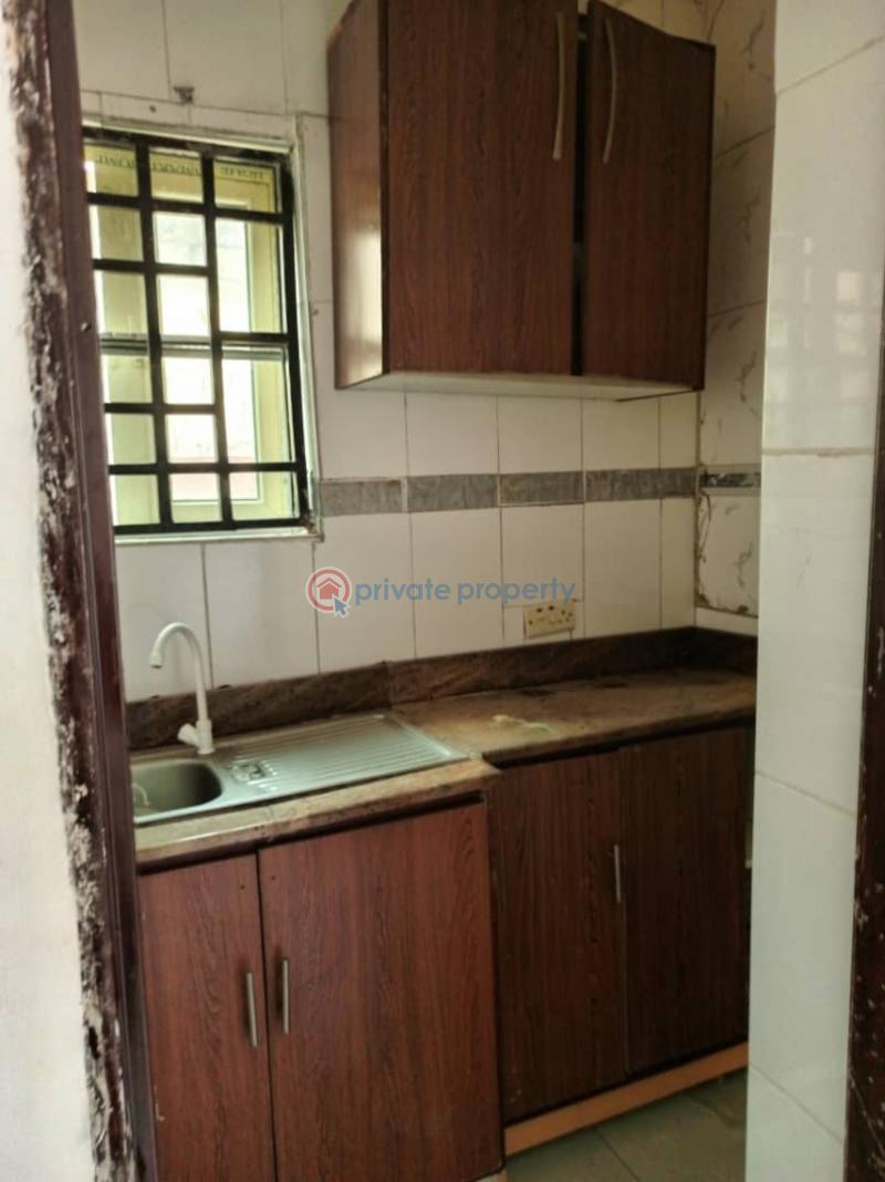 1 bedroom Flat & Apartment For Rent Thomas Estate Ajah Lagos - 3