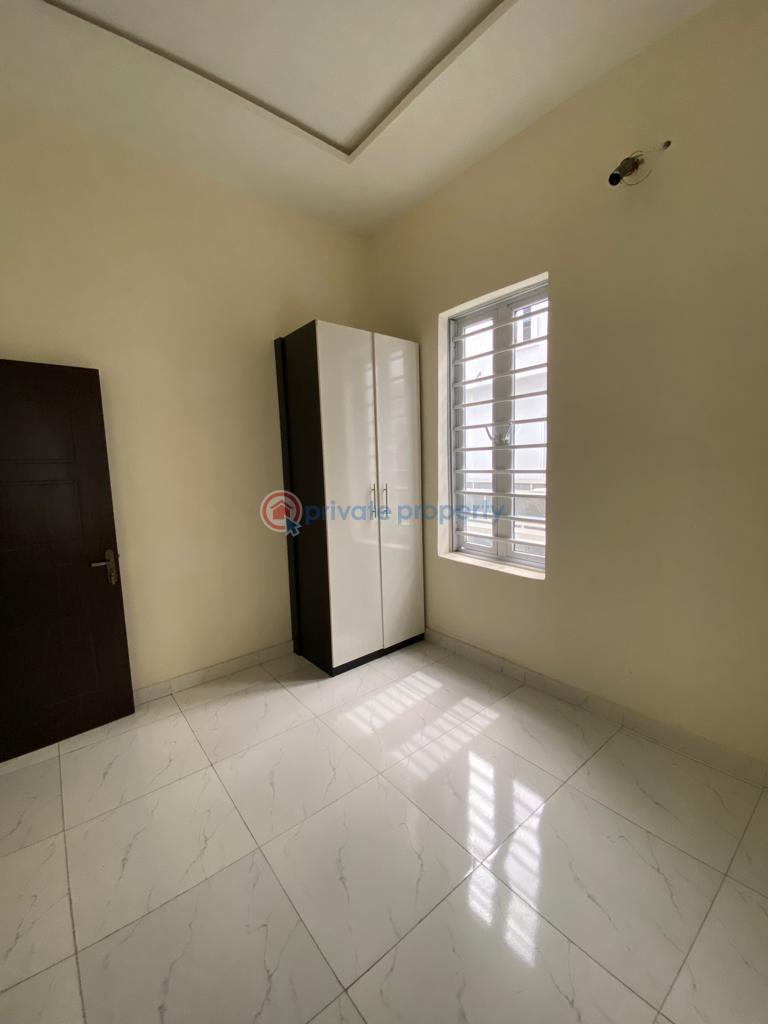 Shared Apartment For Rent Golden Palm Estate Ben Flo,orchid Road Eleganza Bustop Lekki Phase 2 Lagos - 5