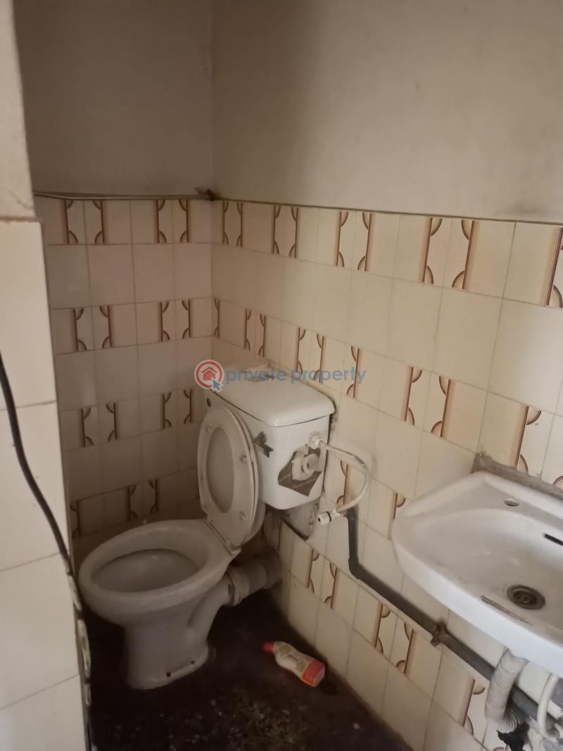 Self Contain For Rent Off Aladelola Street, Ikosi Ketu Ikosi-ketu Kosofe/Ikosi Lagos - 6