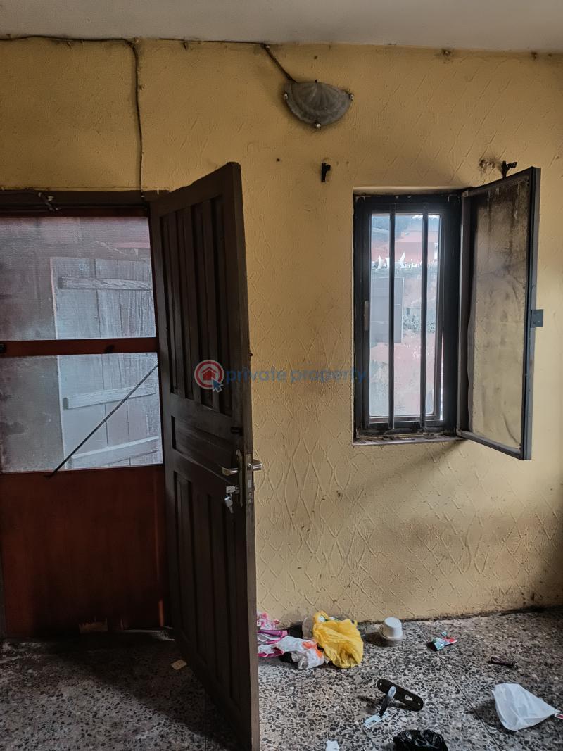 Self Contain For Rent Off Aladelola Street, Ikosi Ketu Ikosi-ketu Kosofe/Ikosi Lagos - 2