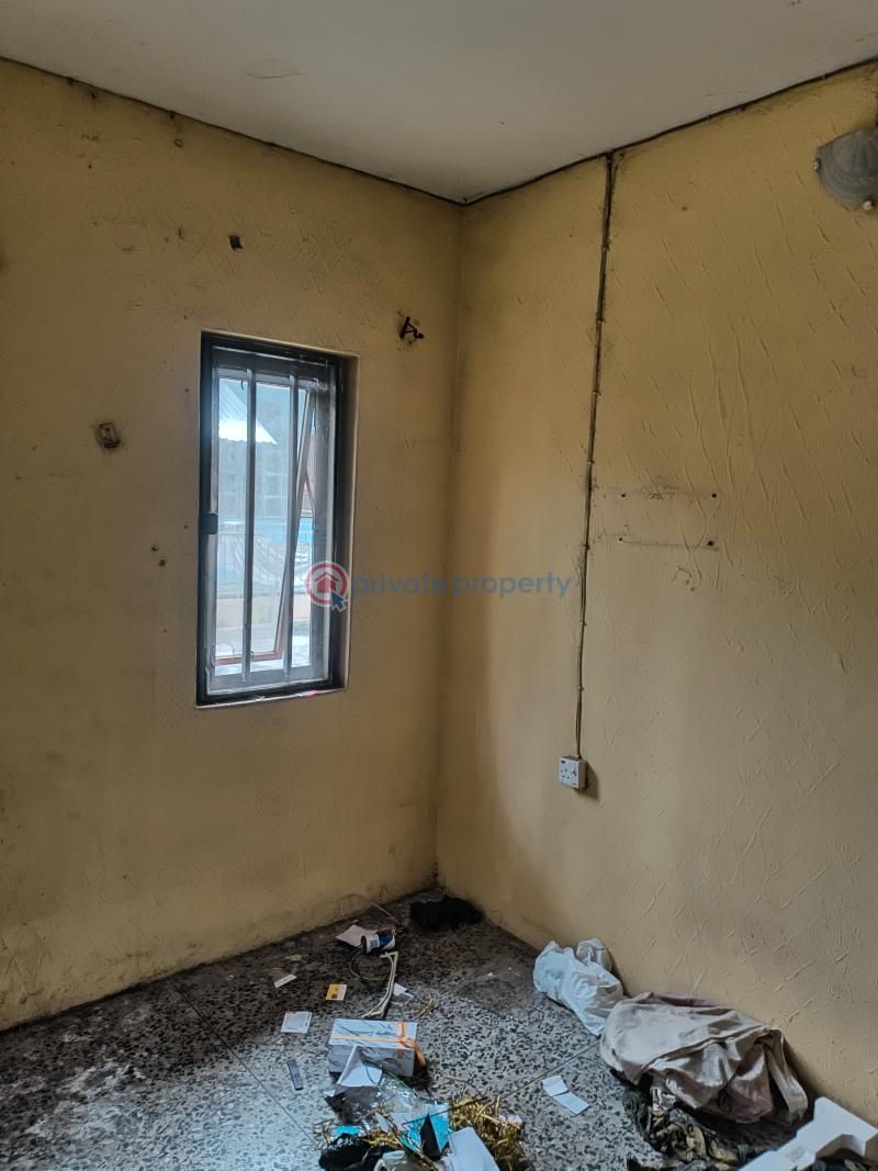 Self Contain For Rent Off Aladelola Street, Ikosi Ketu Ikosi-ketu Kosofe/Ikosi Lagos - 7