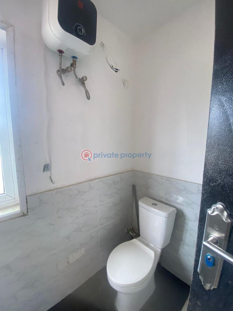 1 bedroom Self Contain For Rent Chisco Ikate Lekki Phase 1 Lagos - 5