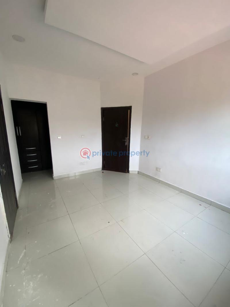 1 bedroom Self Contain For Rent Chisco Ikate Lekki Phase 1 Lagos - 1