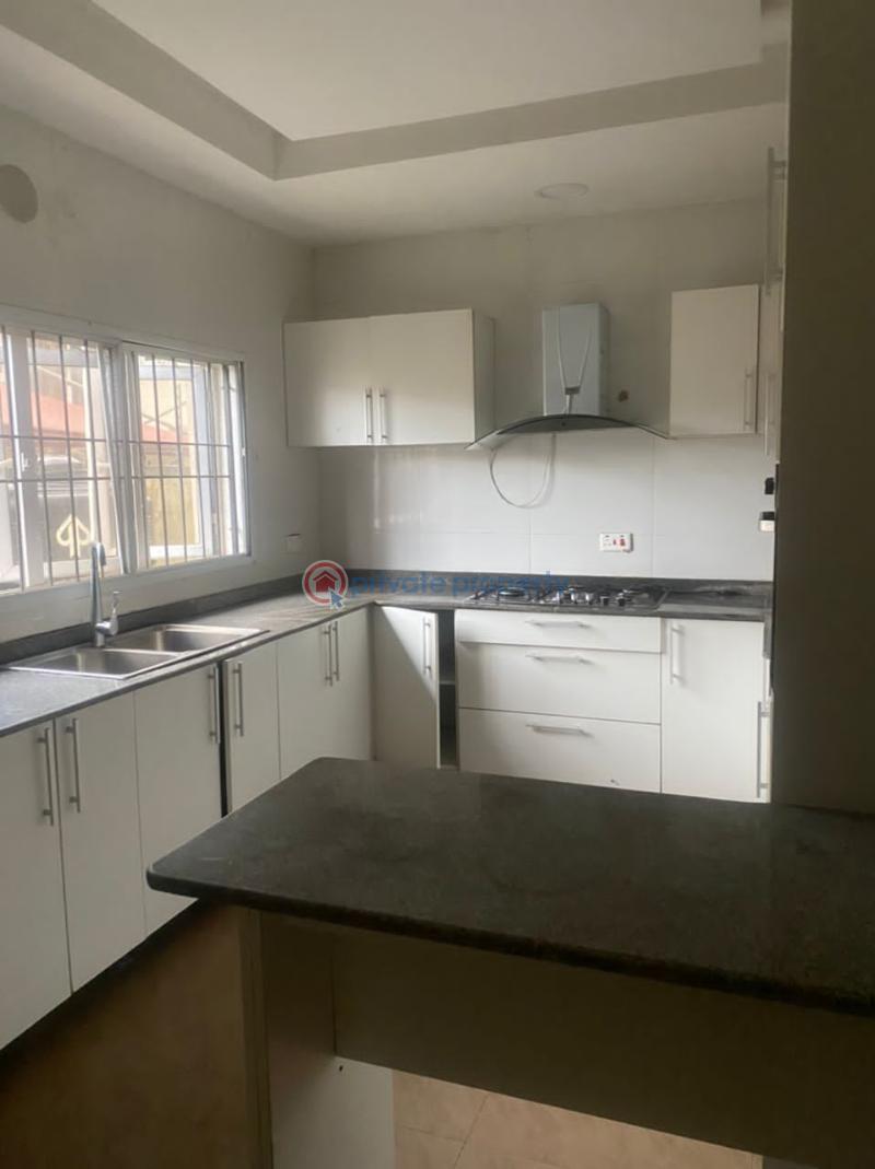 1 bedroom Self Contain For Rent Chisco Ikate Lekki Phase 1 Lagos - 3