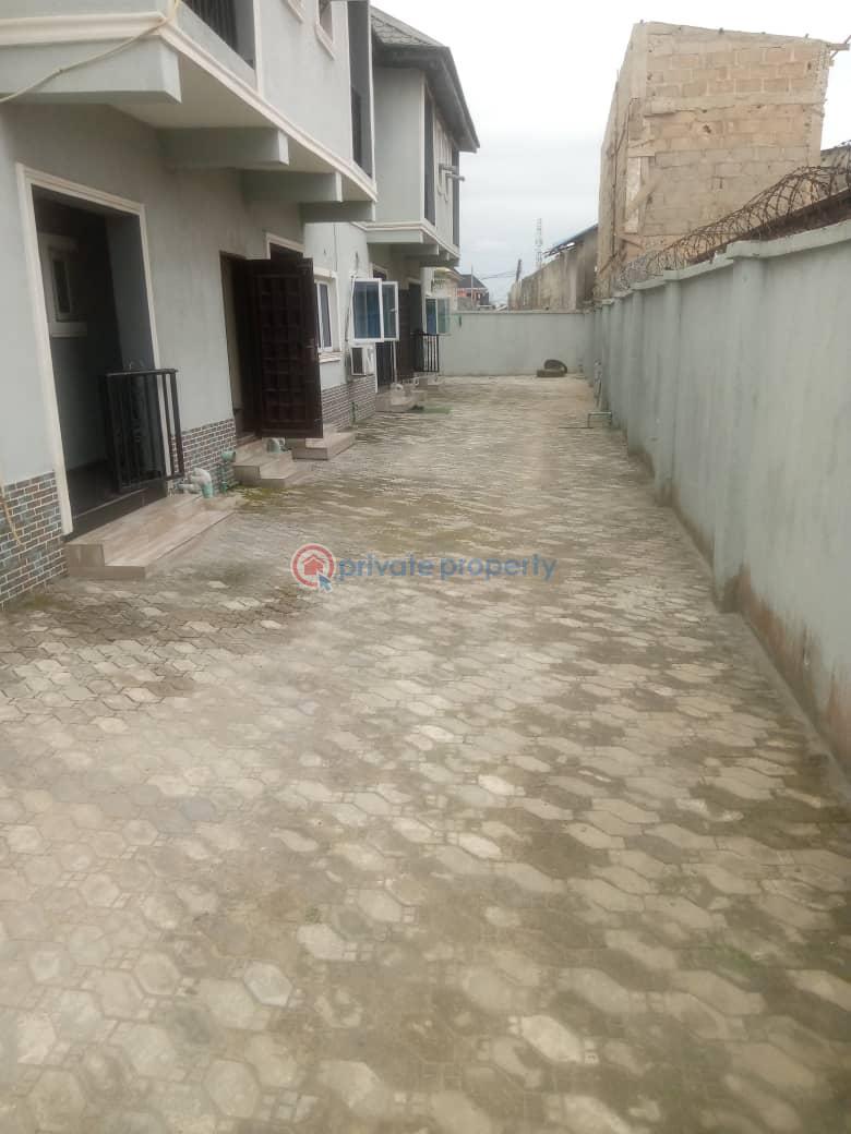 1 bedroom Mini Flat For Rent Royal Palmwill Estate Badore Ajah Lagos - 13