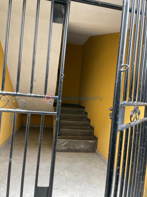1 bedroom Mini Flat For Rent New Road Awoyaya Ajah Lagos - 7