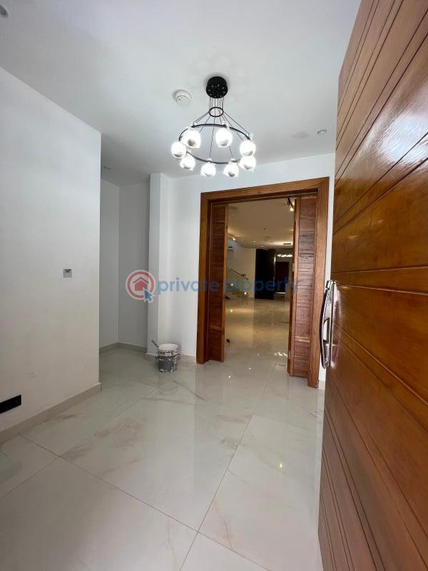 5 bedroom House For Sale Lekki Lagos - 13