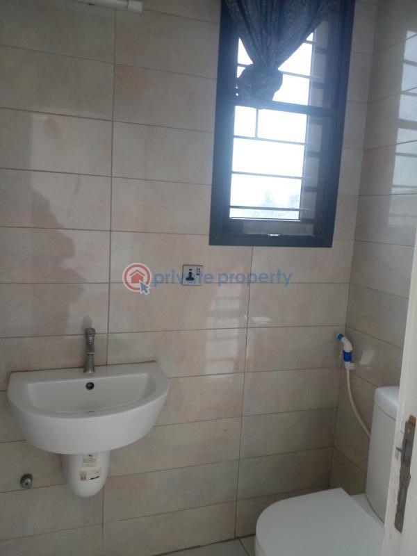 3 bedroom Flat & Apartment For Rent Ade Bread Makoko Sabo Yaba Lagos - 8