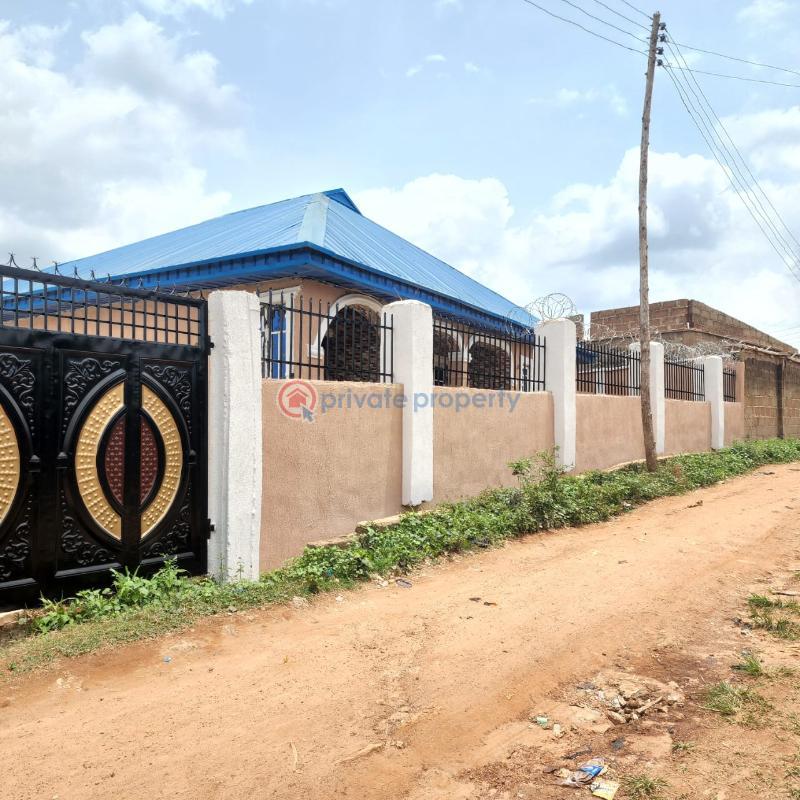 3 bedroom House For Rent Mogona Area Off Akala Express Way Ibadan Oyo - 4