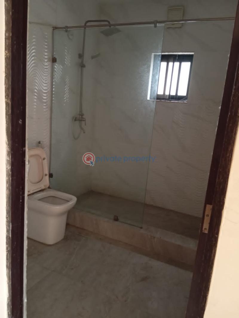 4 bedroom Semi detached Duplex For Rent Along Lekki Expressway Lagos - 4