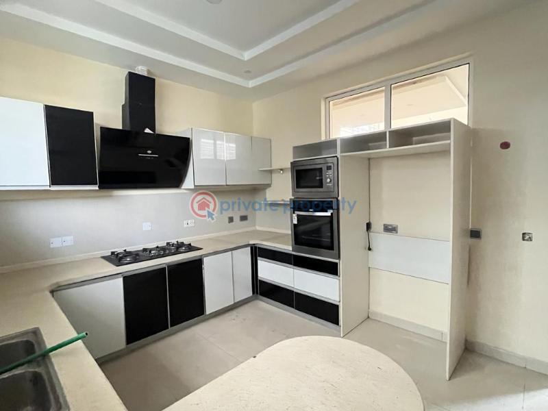 5 bedroom House For Rent Lekki Lagos - 3