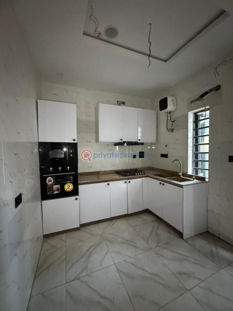 1 bedroom Self Contain For Rent Vinjoe Court In Ocean Harbor Estate Orchid Road Lekki Phase 2 Lagos - 4