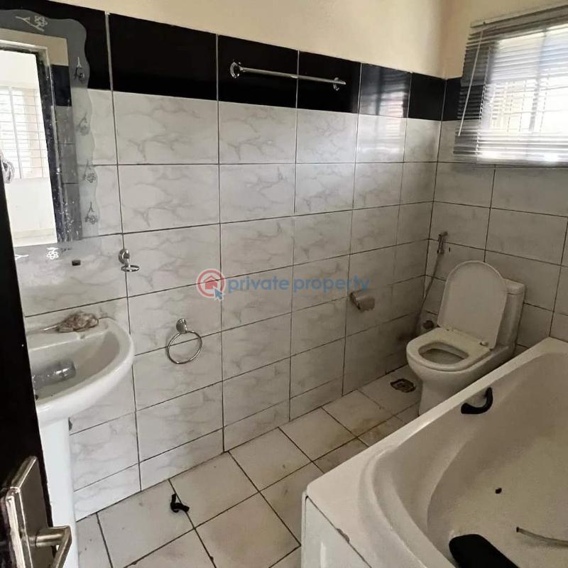 4 bedroom House For Rent Abuja Phase 2  - 12