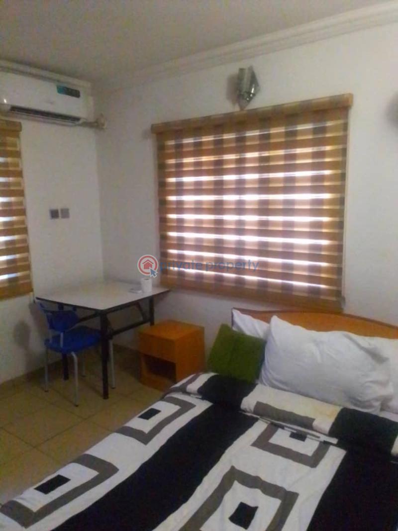 2 bedroom House For Rent Lekki Right Lekki Phase 1 Lagos - 3