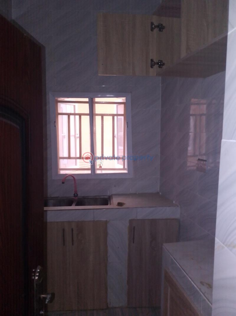 1 bedroom Flat & Apartment For Rent Ologolo Lekki Lagos State Ologolo Lekki Lagos - 0