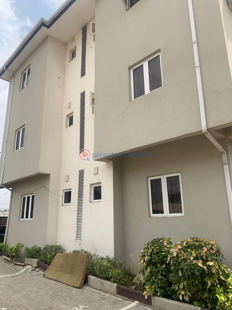 1 bedroom Mini Flat For Rent Arowojobe Mende Ikeja Lagos - 5