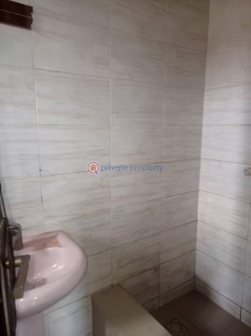2 bedroom Block Of Flats For Rent Remlek Badore Ajah Lagos - 9